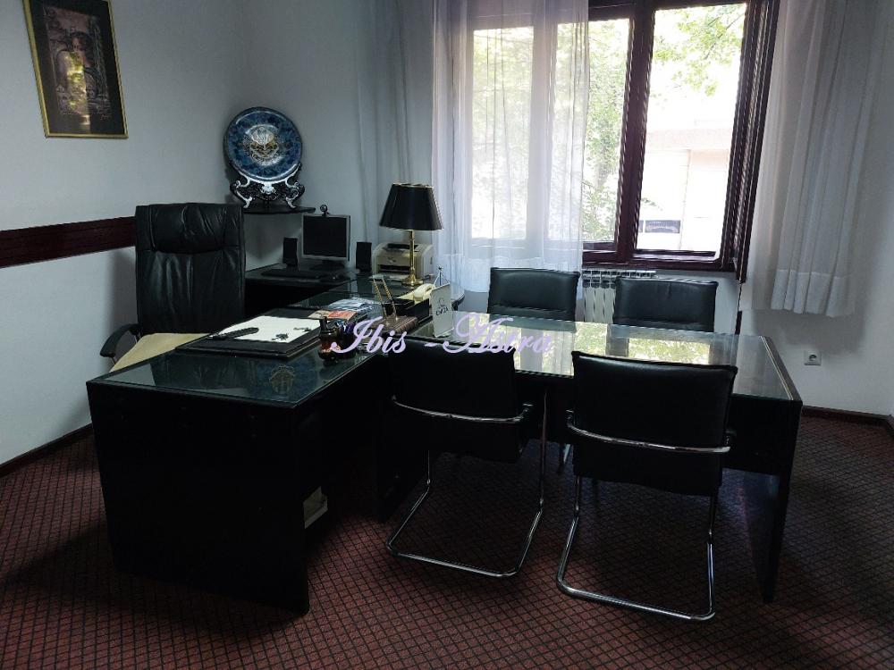 Lokal Izdavanje Beograd Lokal Izdavanje Beograd Gundulićev Venac 60 m2