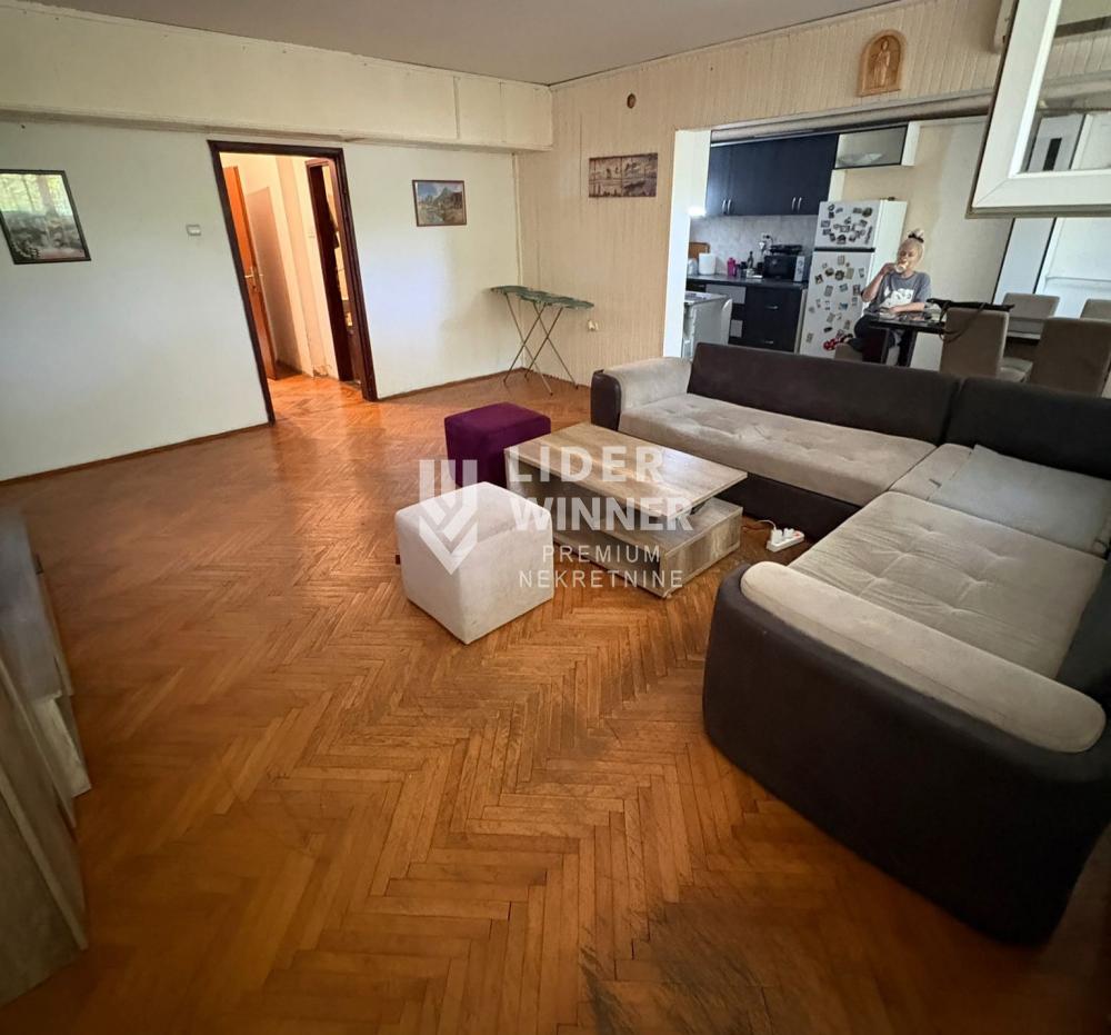 Stan Prodaja Beograd Blok 45 70 m2