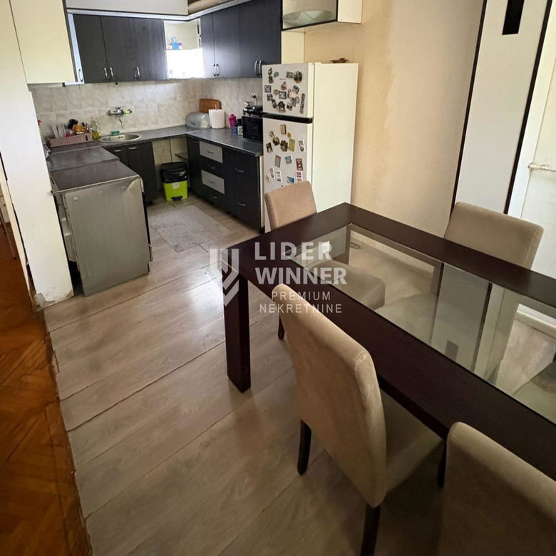 Stan Prodaja Beograd Blok 45 70 m2