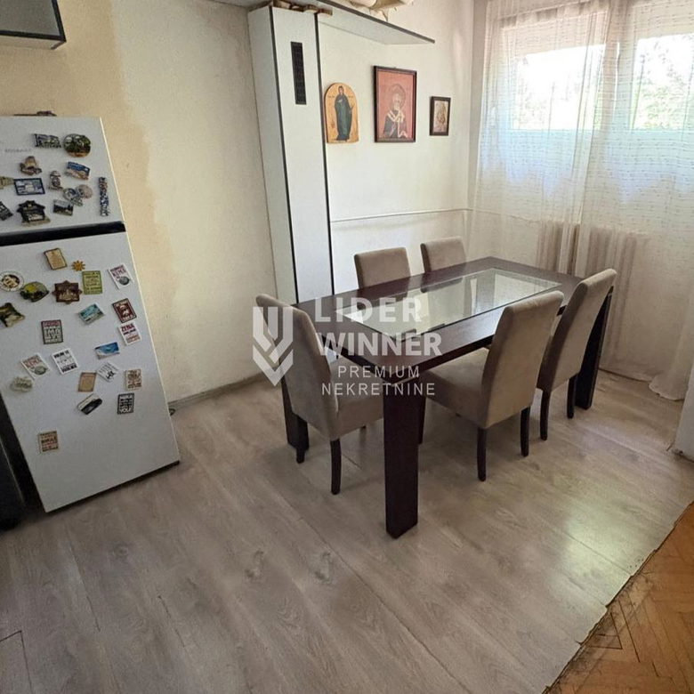 Stan Prodaja Beograd Blok 45 70 m2