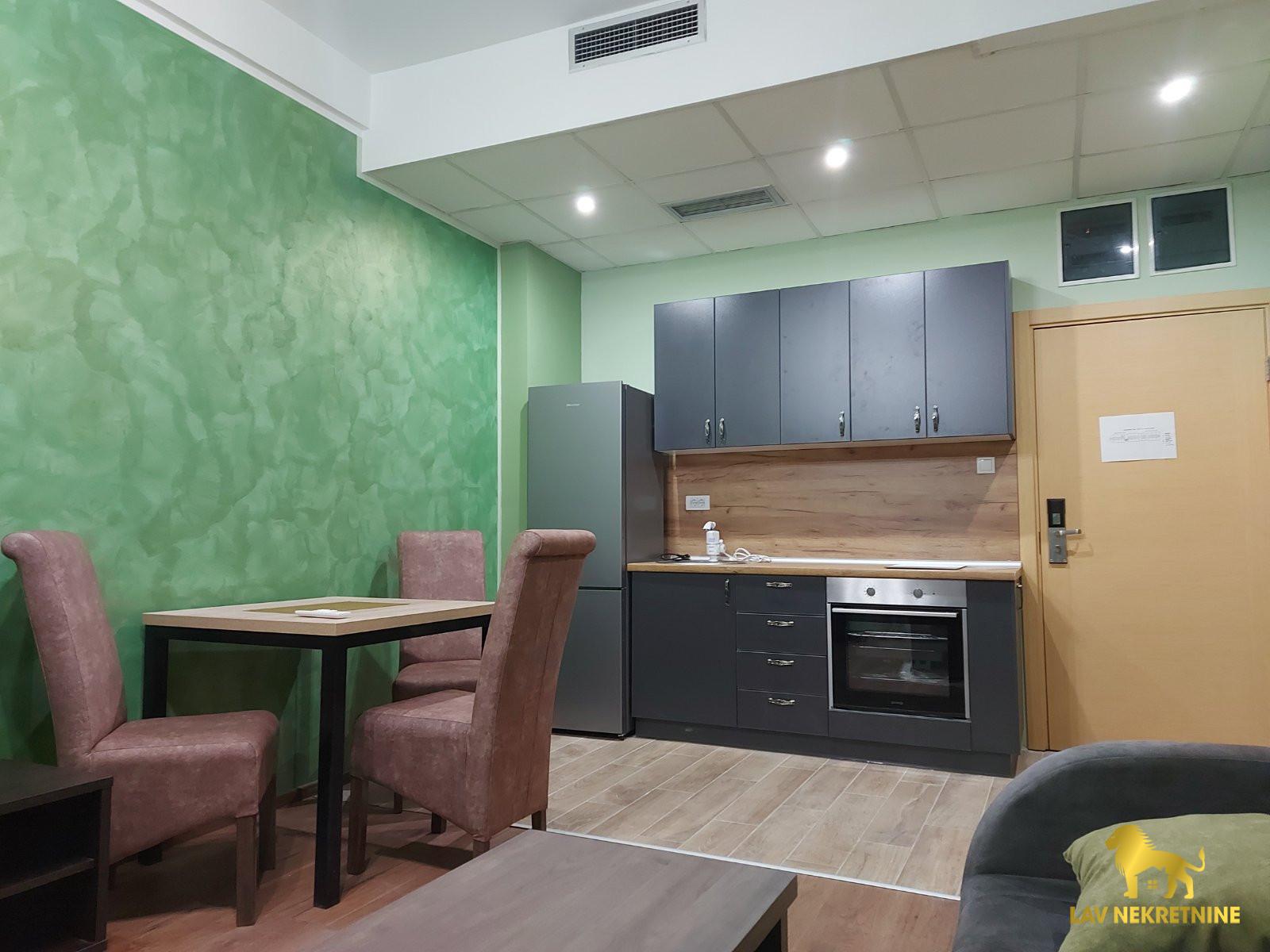 Stan Izdavanje Novi Sad  35 m2