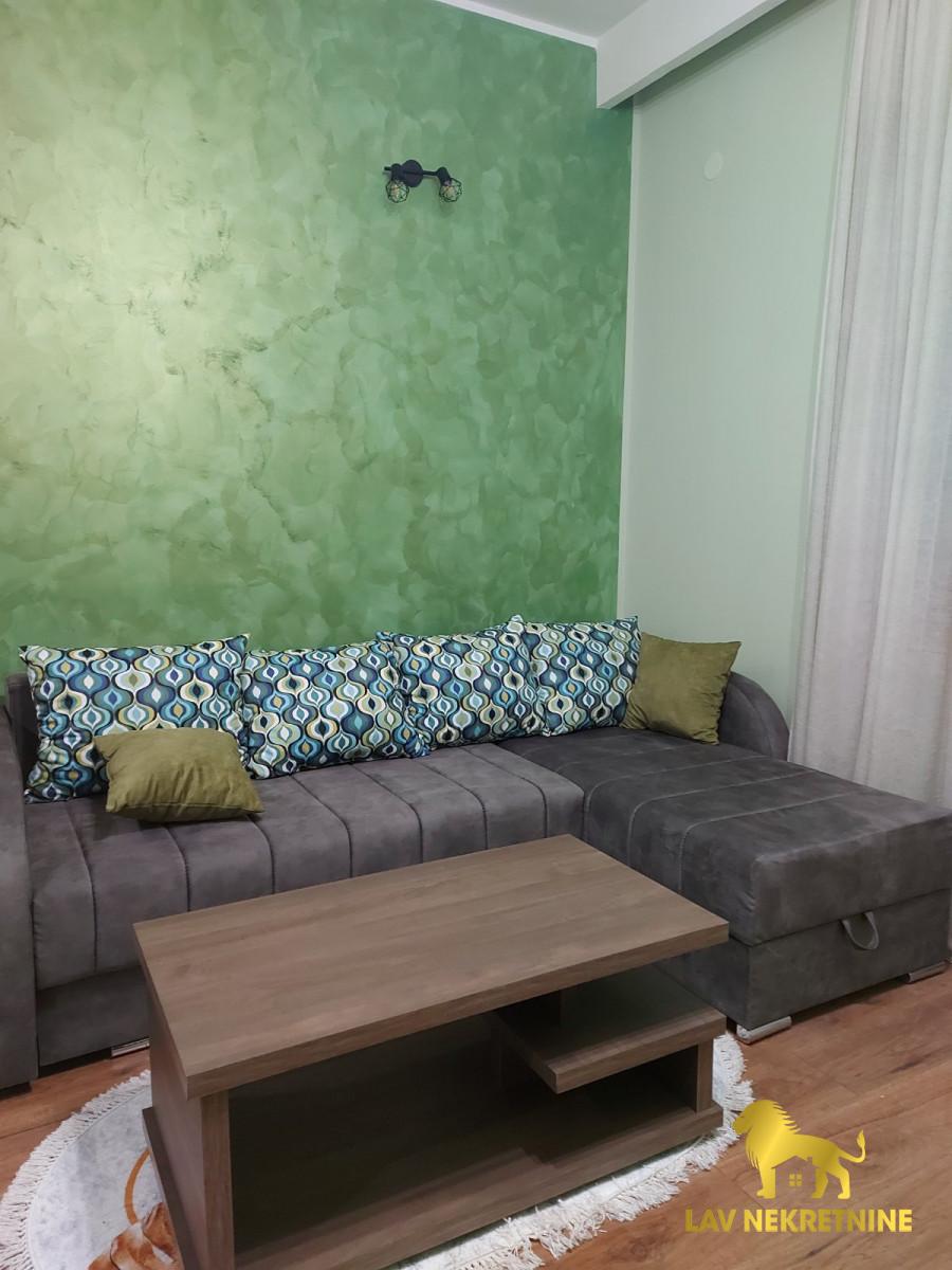 Stan Izdavanje Novi Sad  35 m2