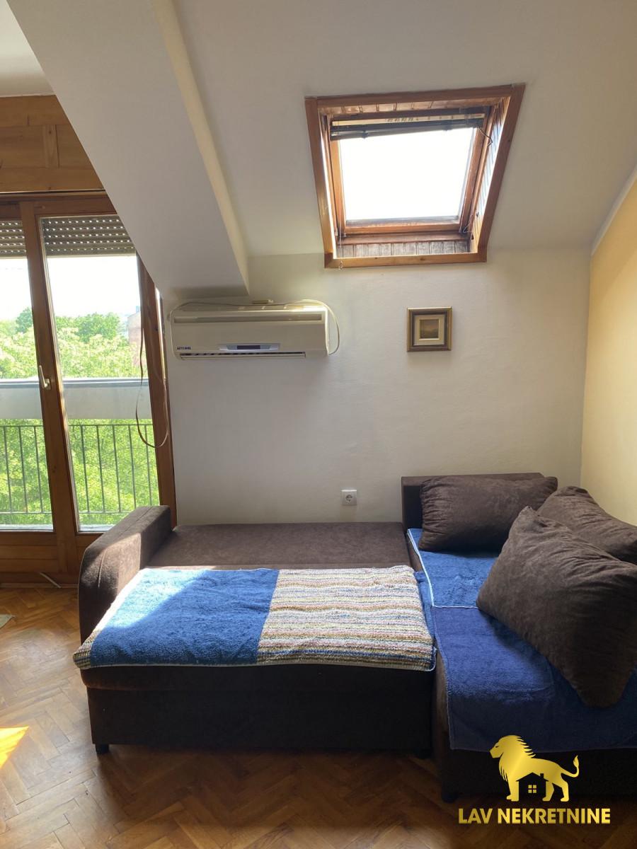 Stan Izdavanje Novi Sad Stan Izdavanje Novi Sad Železnička Stanica 30 m2