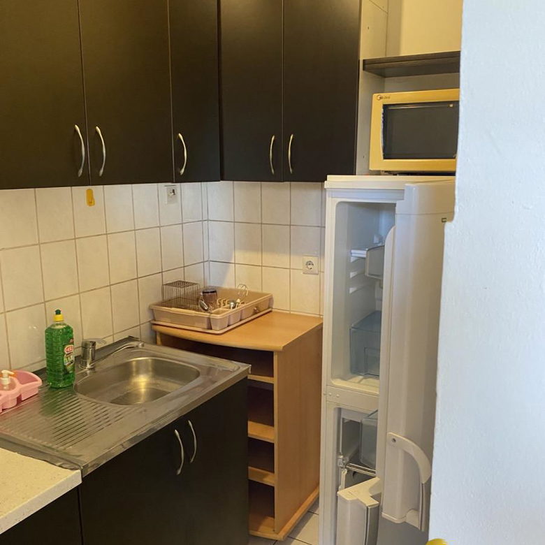 Stan Izdavanje Novi Sad Železnička Stanica 30 m2