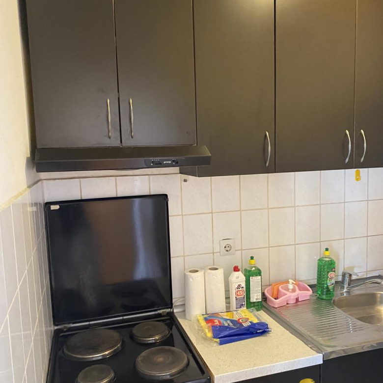 Stan Izdavanje Novi Sad Železnička Stanica 30 m2