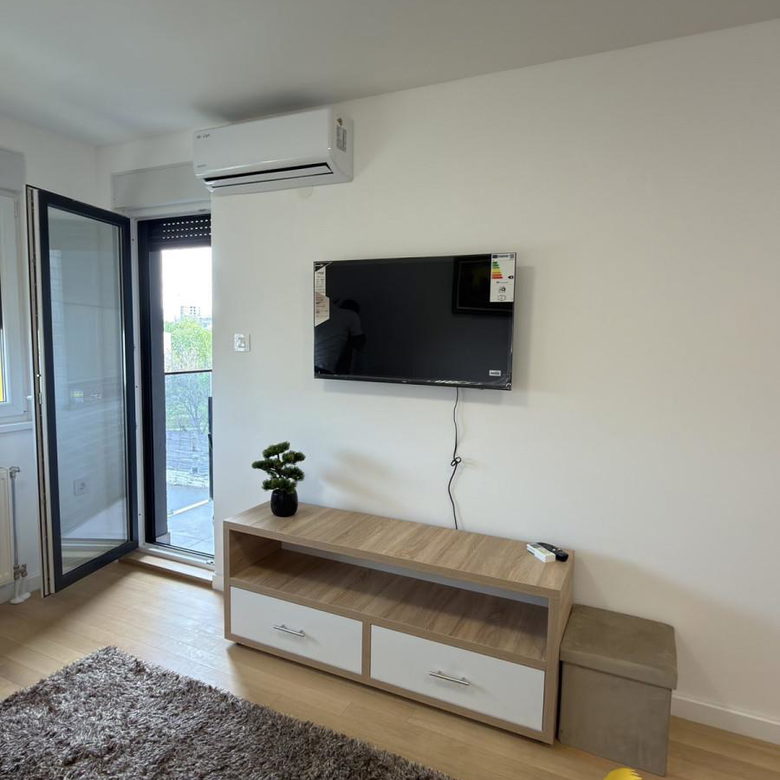 Stan Izdavanje Novi Sad Satelit 36 m2