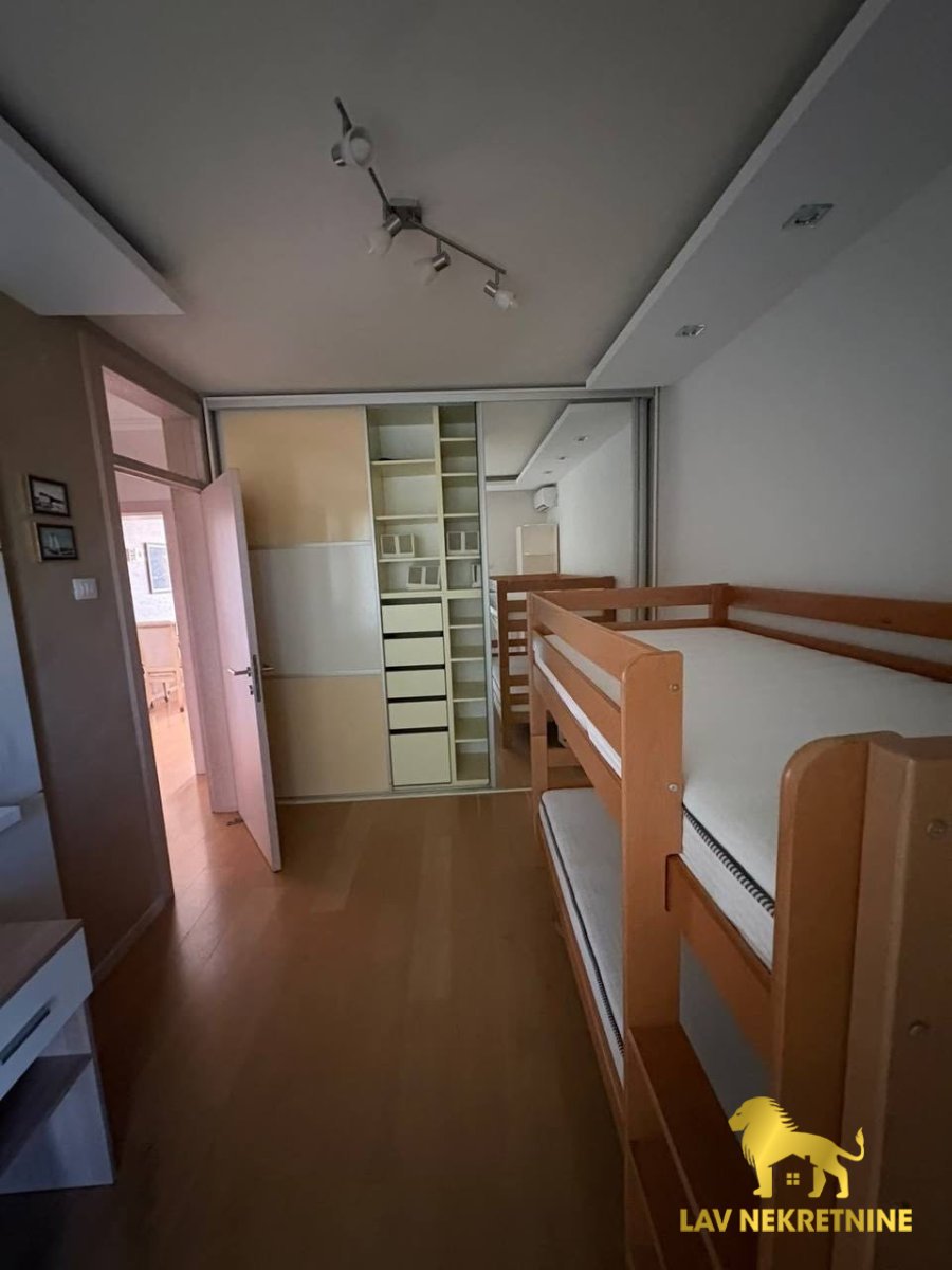 1790952381_ccb76bc7afaf Trosoban stan za izdavanje, Centar, Novi Sad, 91m², 1.000 €/mes