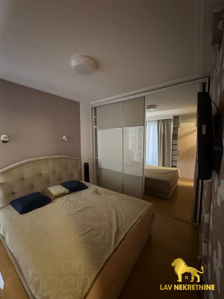 1790952381_e3b1b1c932c9 Trosoban stan za izdavanje, Centar, Novi Sad, 91m², 1.000 €/mes