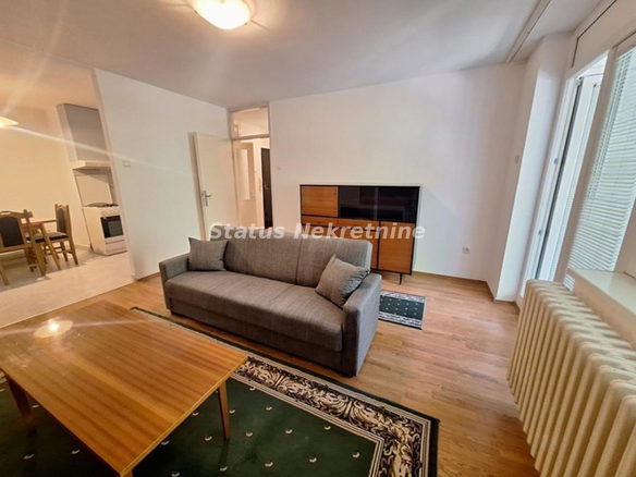 Stan Izdavanje Novi Sad  59 m2