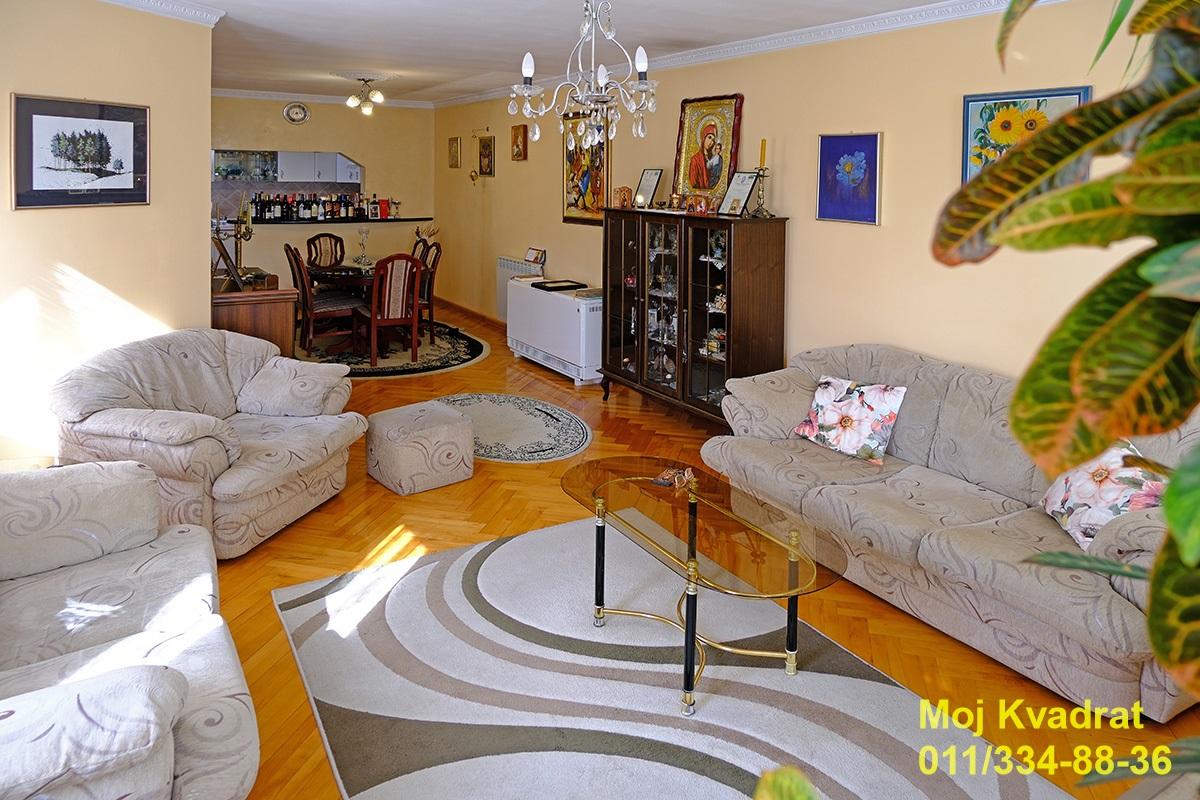 Stan Prodaja Beograd Lekino Brdo 144 m2