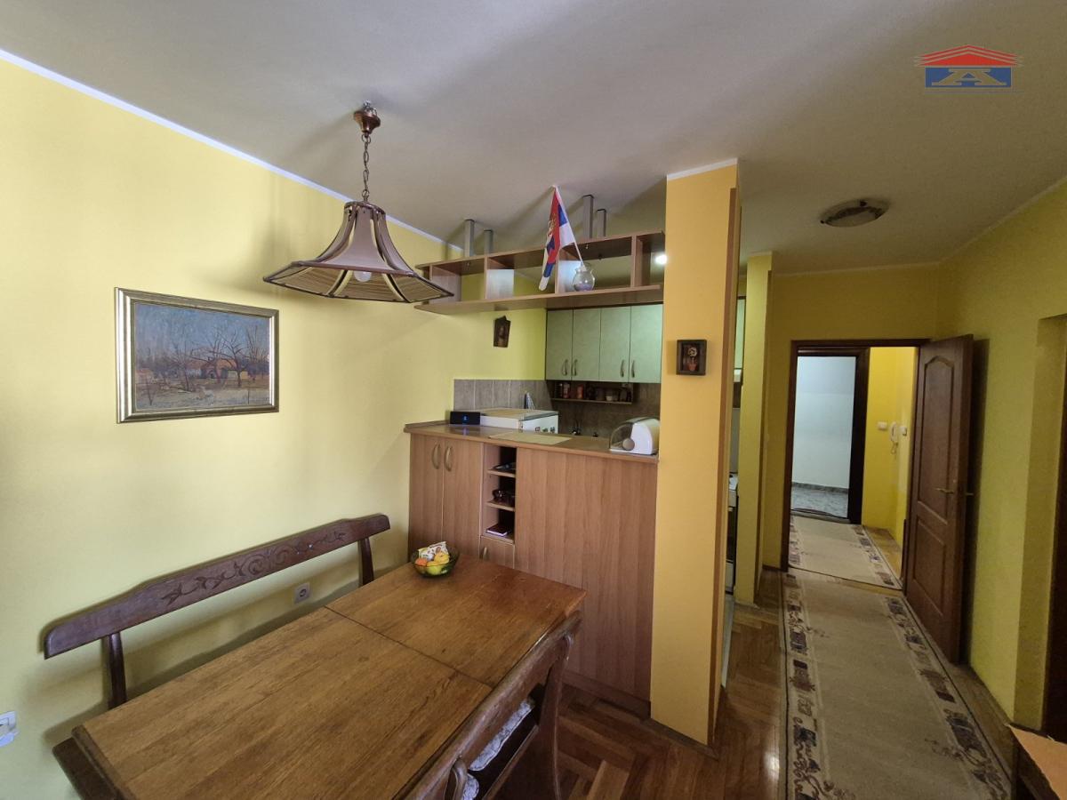 Stan Izdavanje Novi Sad  45 m2