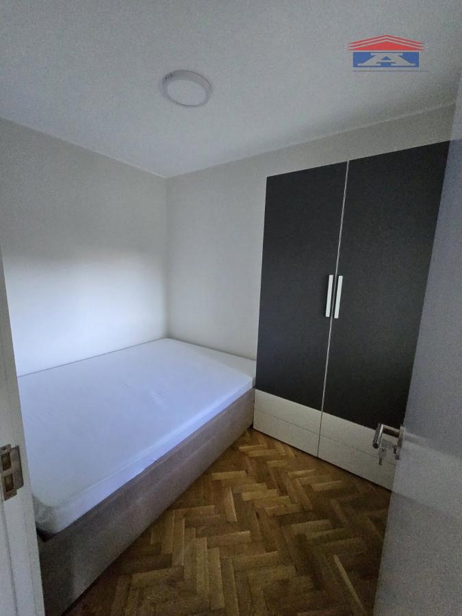 Stan Izdavanje Novi Sad  53 m2