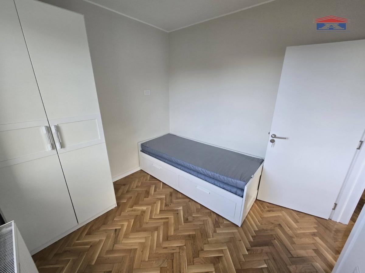Stan Izdavanje Novi Sad  53 m2
