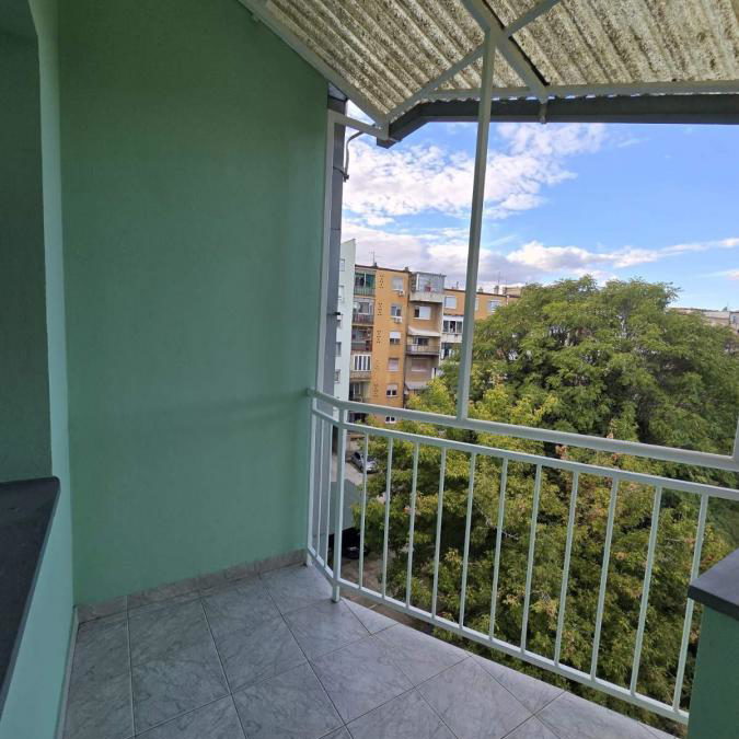Dvoiposoban stan za izdavanje, Grbavica, Novi Sad, 53m², 700 €/mes