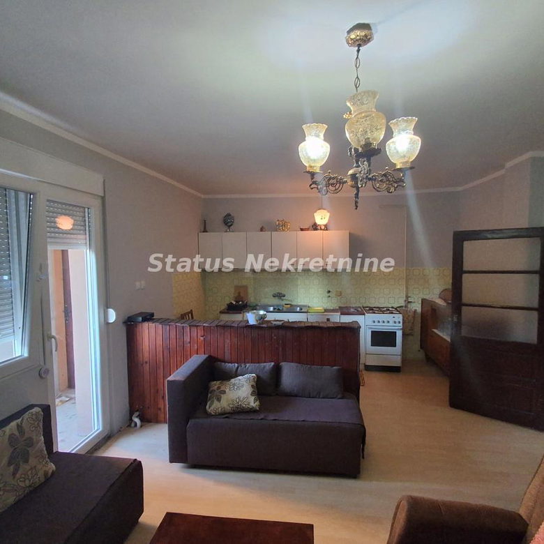 Kuća na prodaju, Futog, Novi Sad, 140m², 190.550 €
