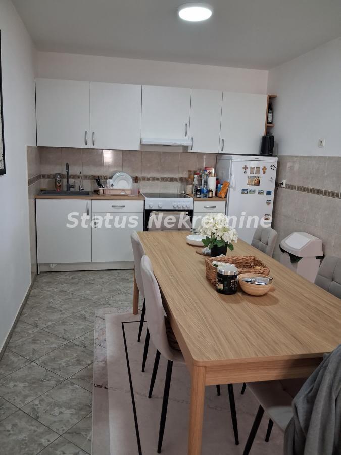 index Kuća na prodaju, Rumenka, Novi Sad, 270m², 288.400 €