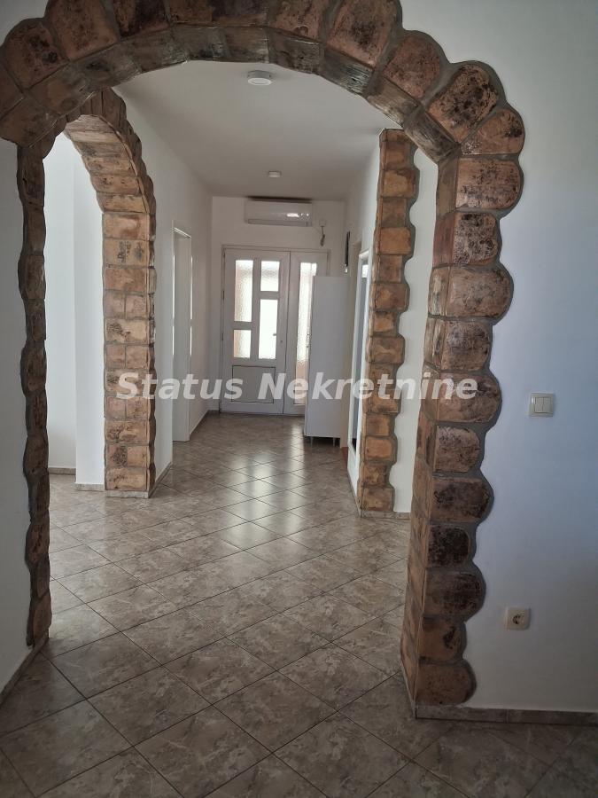 index Kuća na prodaju, Rumenka, Novi Sad, 270m², 288.400 €