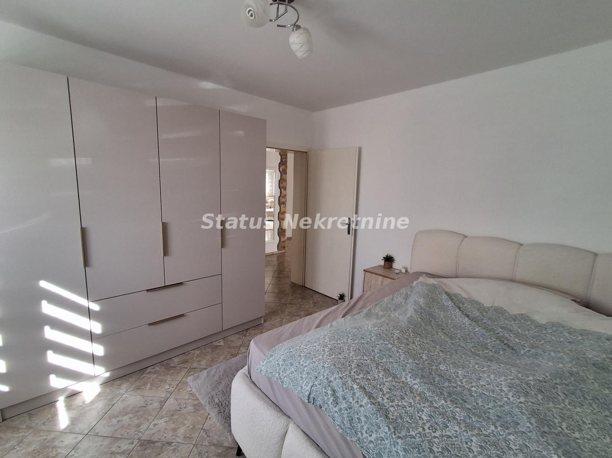 index Kuća na prodaju, Rumenka, Novi Sad, 270m², 288.400 €
