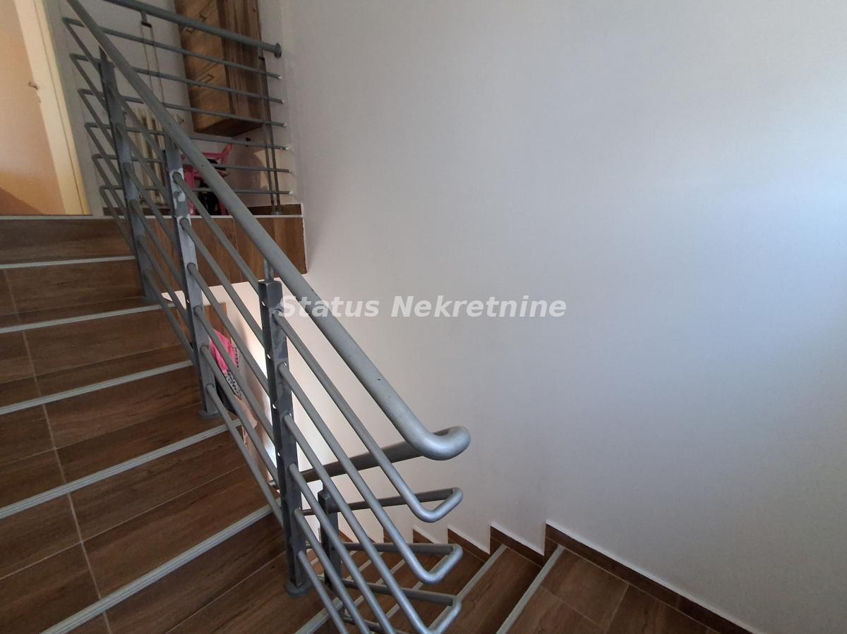 index Kuća na prodaju, Rumenka, Novi Sad, 270m², 288.400 €
