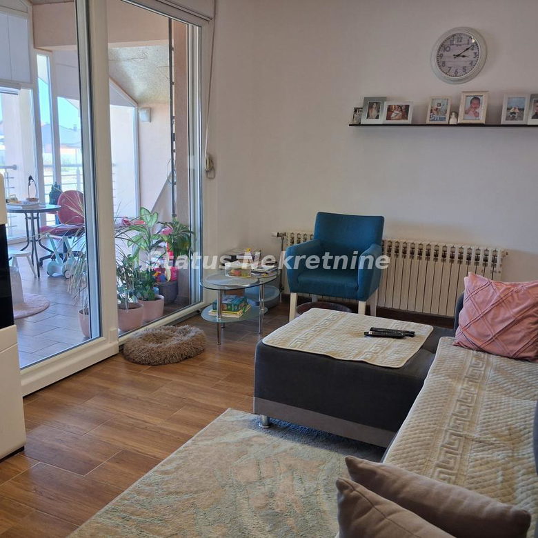 Kuća na prodaju, Rumenka, Novi Sad, 270m², 288.400 €