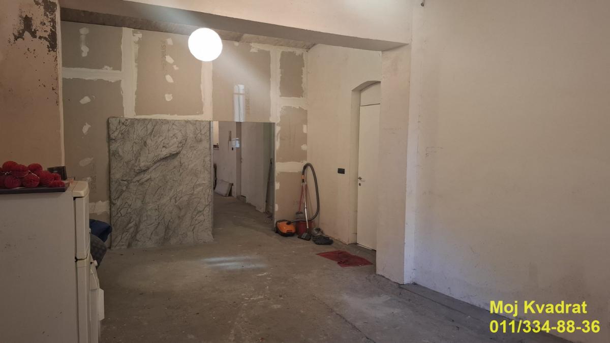 Lokal Izdavanje Beograd Tašmajdan 155 m2