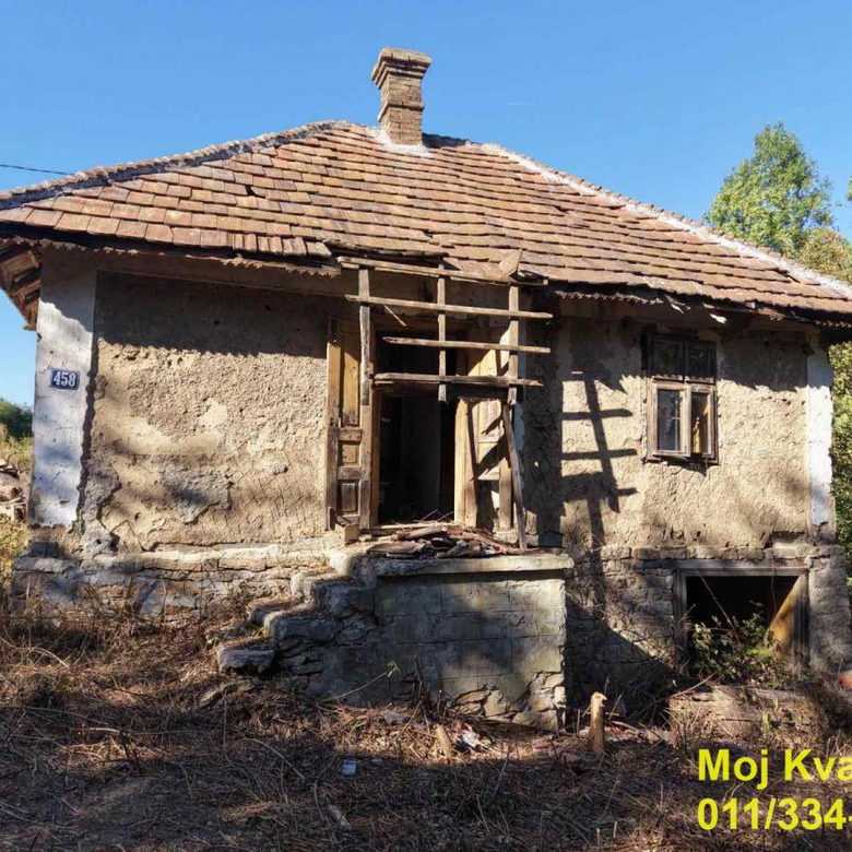 Plac na prodaju, Velika Ivanča, Beograd, 185 ari, 92.500 €