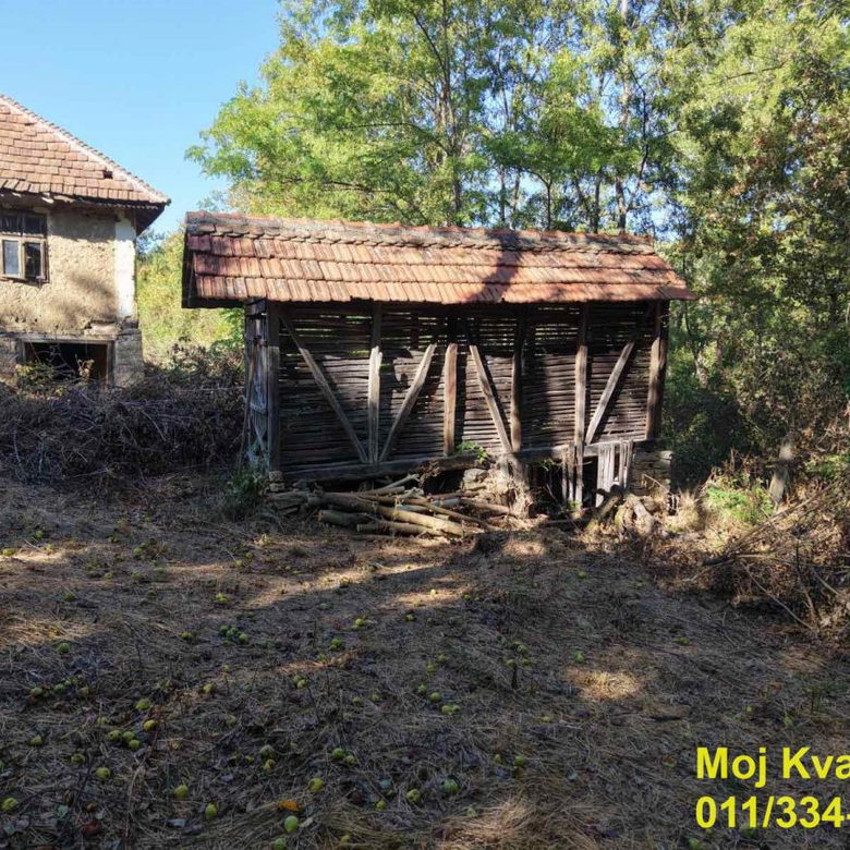 Plac na prodaju, Velika Ivanča, Beograd, 185 ari, 92.500 €