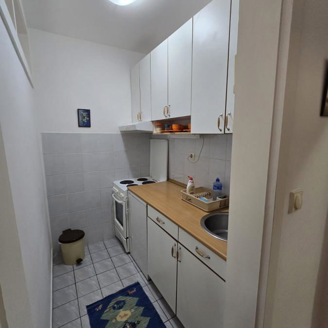 Stan Izdavanje Novi Sad  39 m2