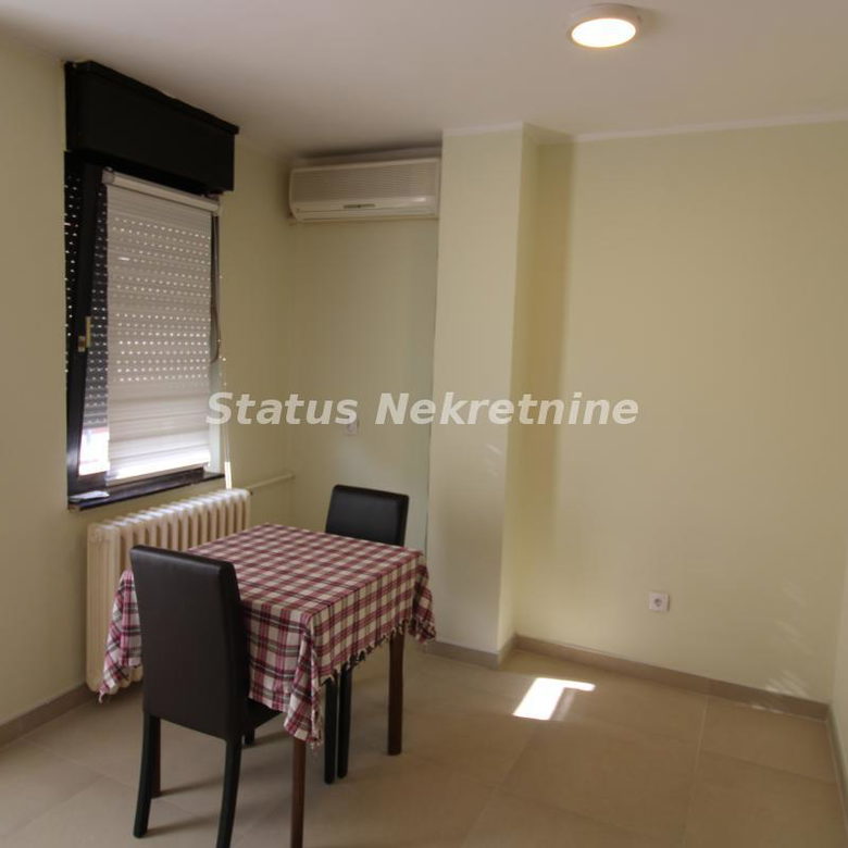 Stan Prodaja Novi Sad  37 m2
