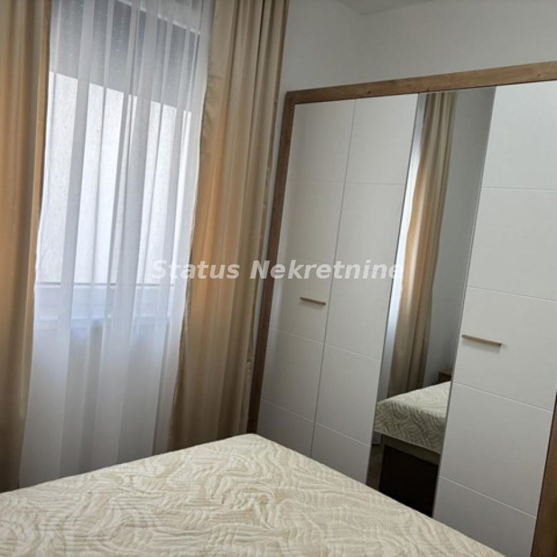 Stan Izdavanje Novi Sad  32 m2