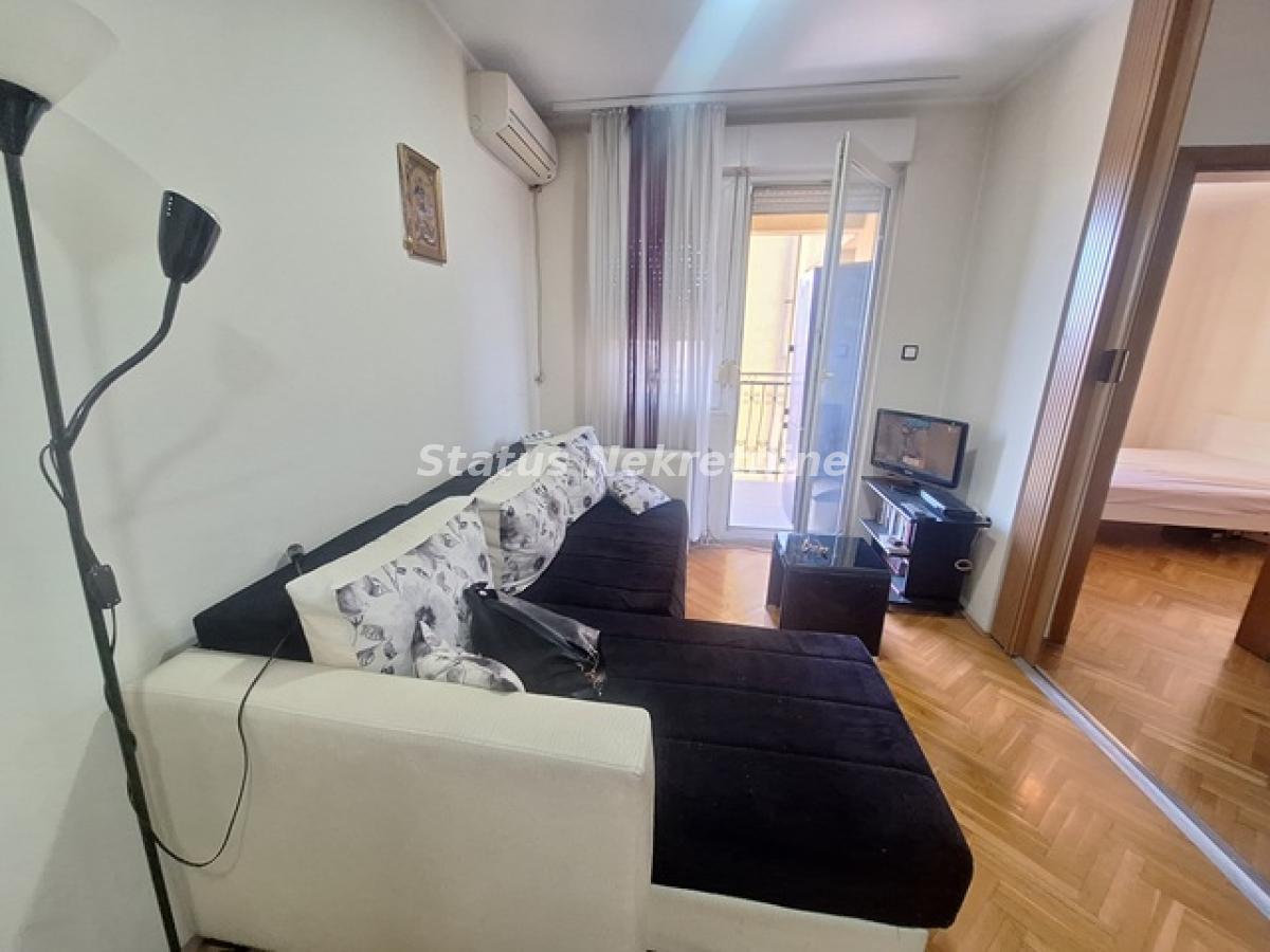 Stan Izdavanje Novi Sad Nova Detelinara 40 m2