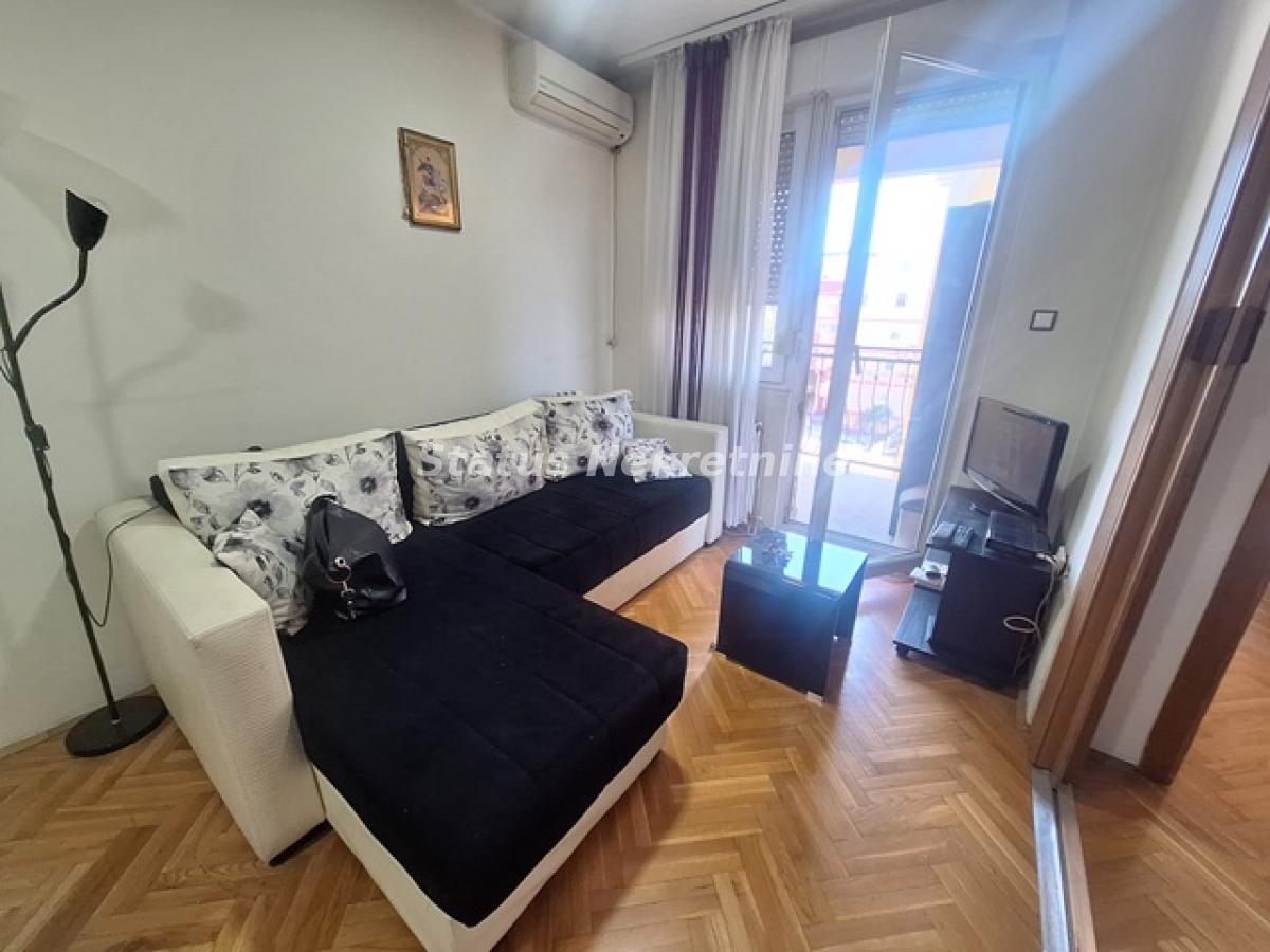 Stan Izdavanje Novi Sad Nova Detelinara 40 m2