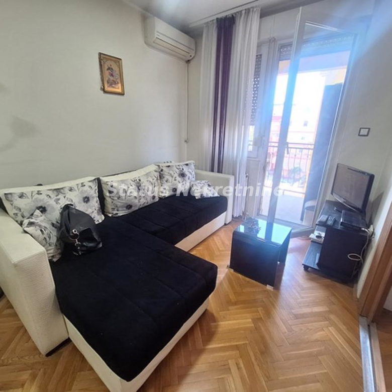 Stan Izdavanje Novi Sad Nova Detelinara 40 m2