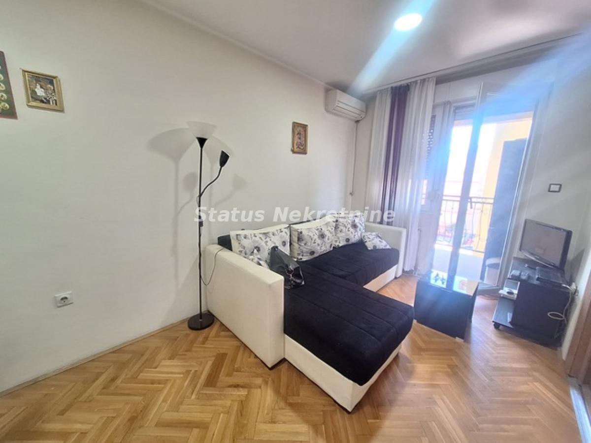 Stan Izdavanje Novi Sad Nova Detelinara 40 m2