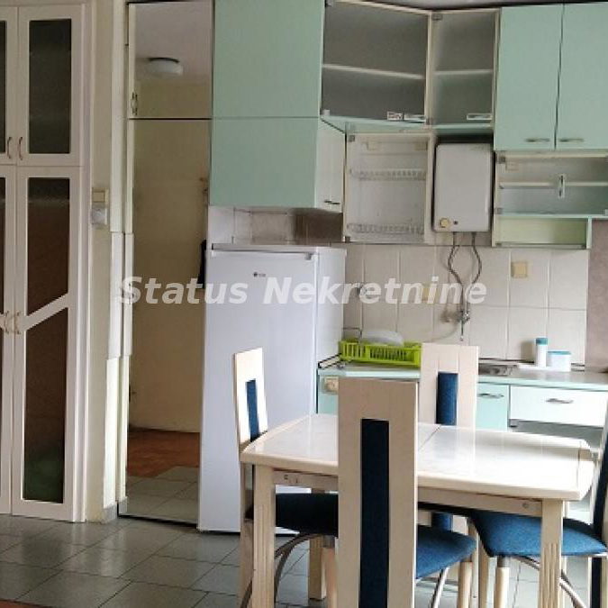 Stan Izdavanje Novi Sad  42 m2