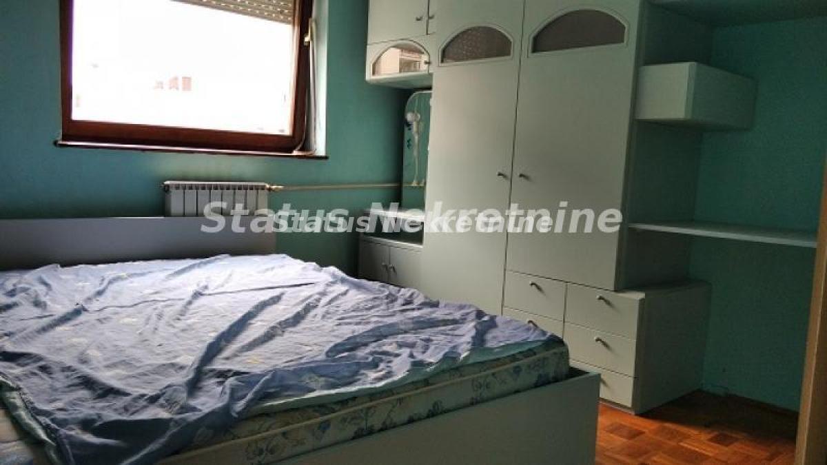 Stan Izdavanje Novi Sad  42 m2