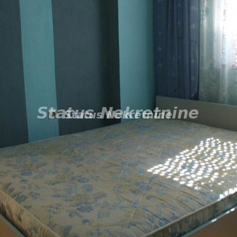 Stan Izdavanje Novi Sad  42 m2