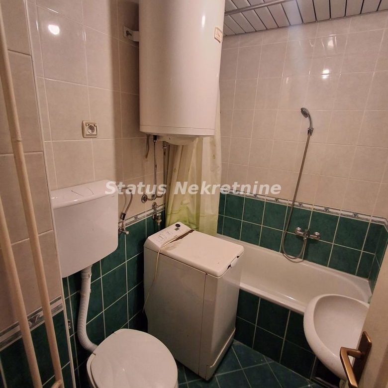 Stan Izdavanje Novi Sad  75 m2