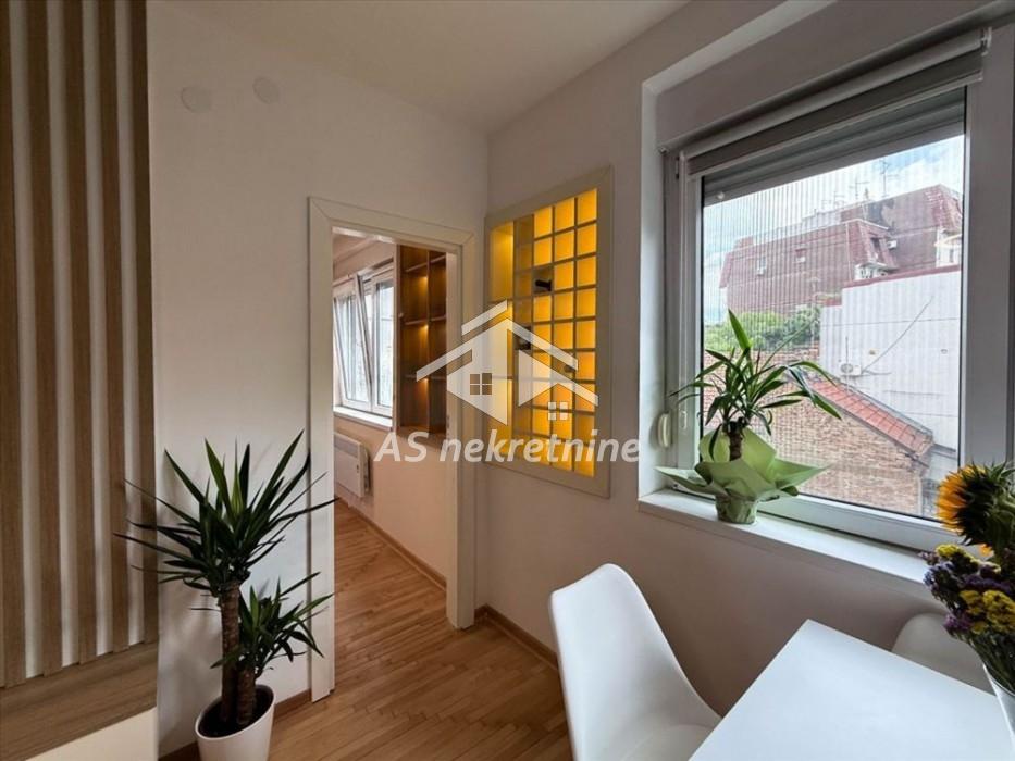 Stan Izdavanje Beograd Dorćol 43 m2