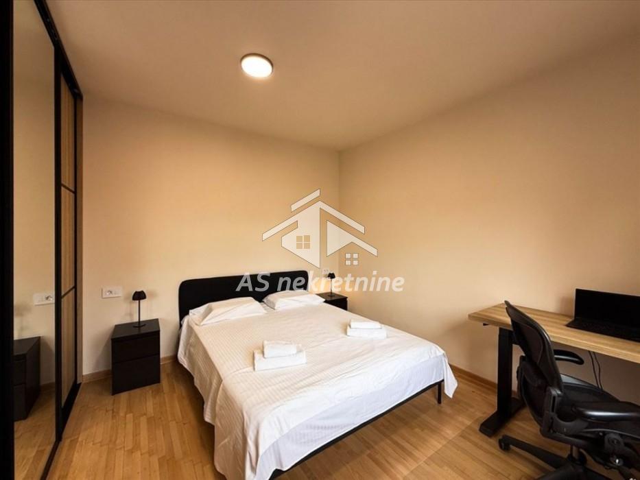 Stan Izdavanje Beograd Dorćol 43 m2