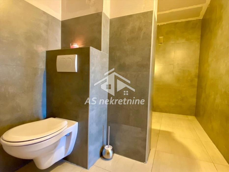izdavanje-kuca-c0hZZnXeAh Stan Izdavanje Beograd Sajam 70 m2