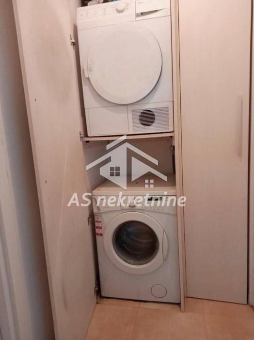 Trosoban stan za izdavanje, Banovo Brdo, Beograd, 750 €/mes