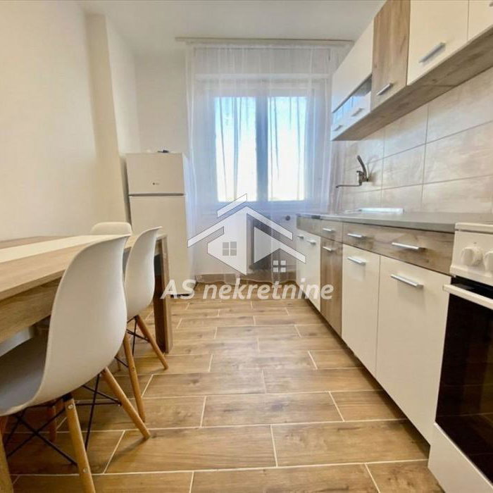 Stan Izdavanje Beograd Sajam 70 m2