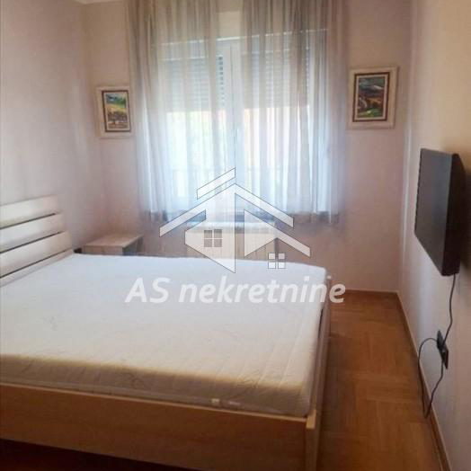 Stan Izdavanje Beograd Crveni Krst 68 m2