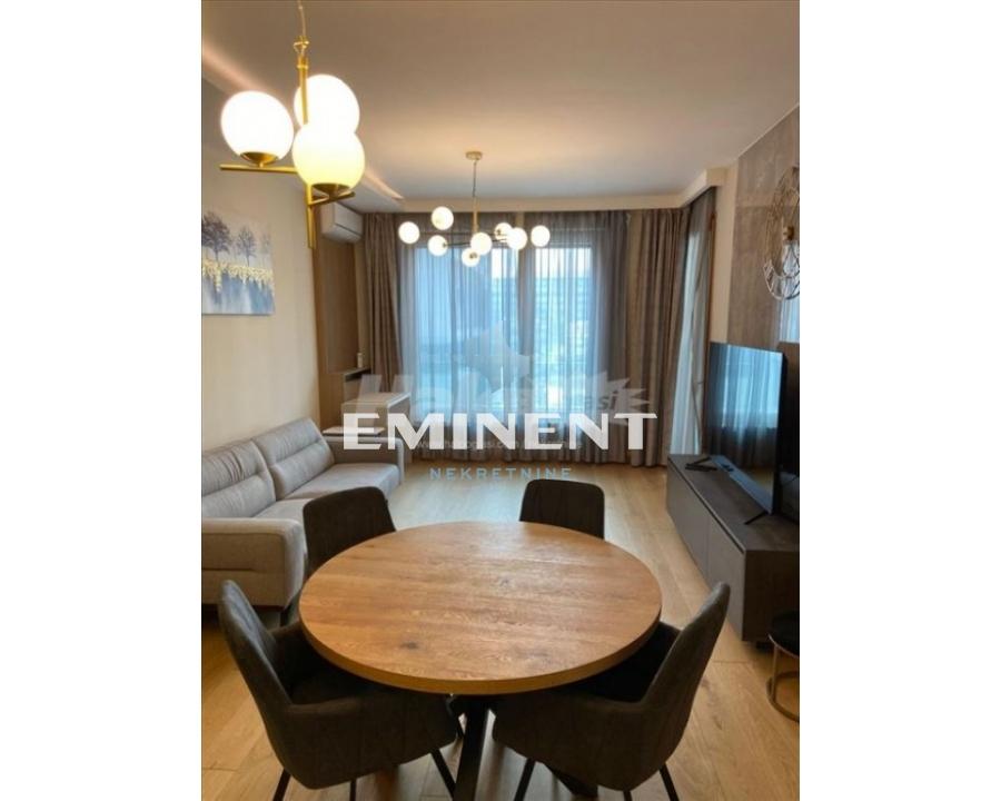 Stan Izdavanje Beograd Blok 65 70 m2