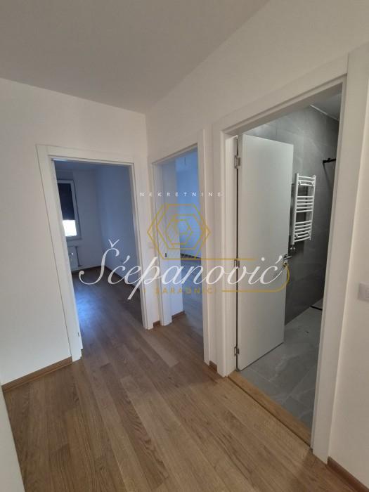 Stan Izdavanje Novi Sad  84 m2