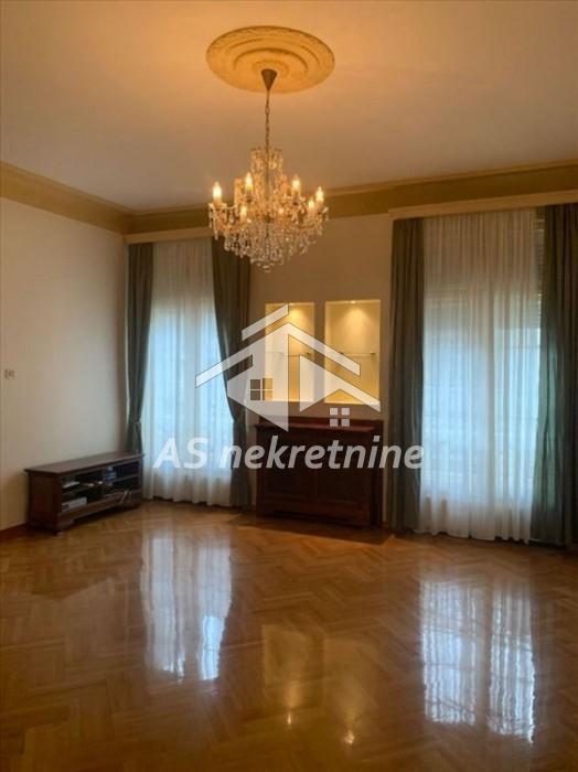 Stan Izdavanje Beograd Krunska 150 m2