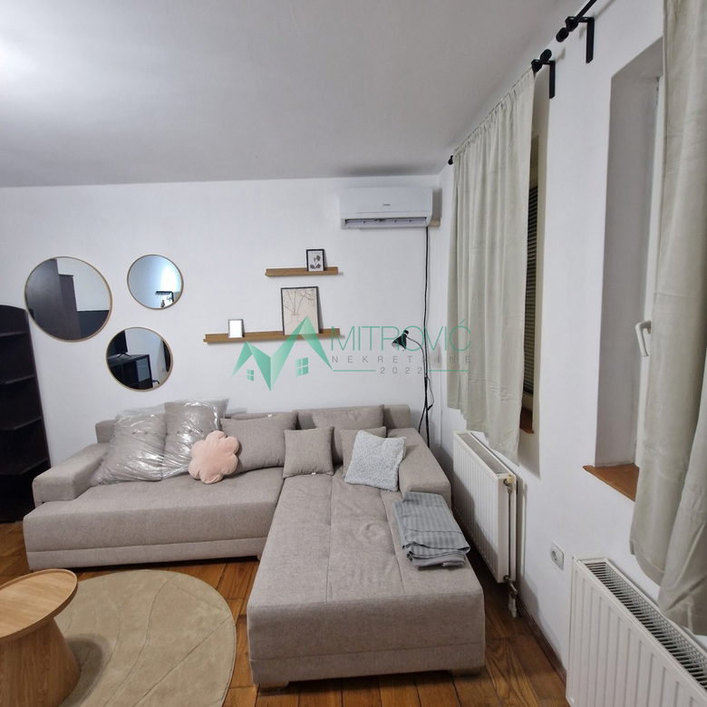 Stan Prodaja Novi Sad  27 m2