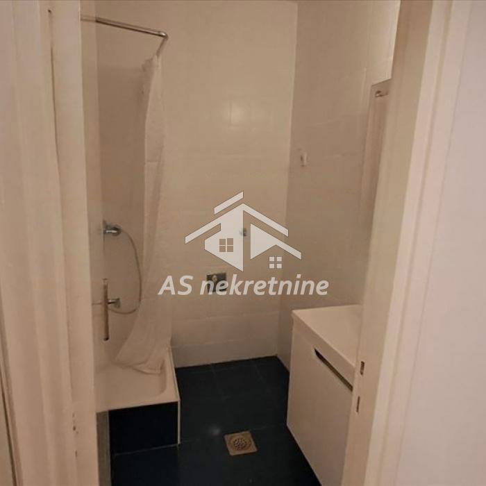 Četvorosoban stan za izdavanje, Dorćol, Beograd, 70m², 850 €/mes