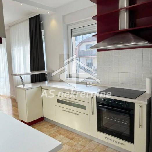 Stan Izdavanje Beograd FON 105 m2